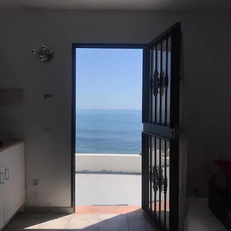 Beachfront With Terrace Lagos